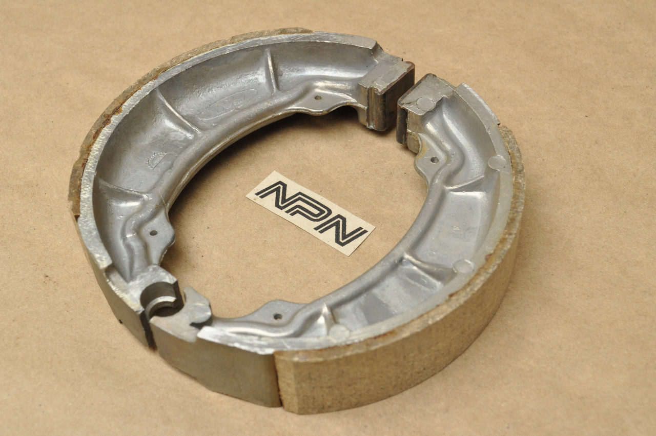 NOS Honda CA160 CA95 Front or Rear Brake Shoe Pad Set 45120-200-000