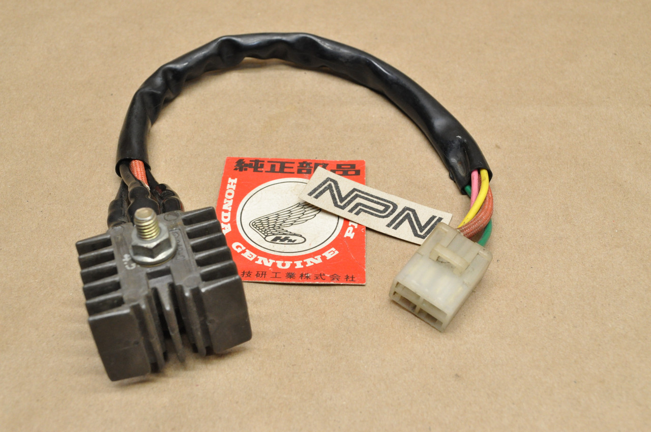 NOS Honda CB360 T CB500 T CJ360 T MT250 Voltage Rectifier Regulator 31700-358-013