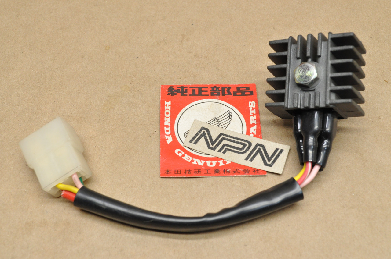 NOS Honda CB125 S CL125 S CT90 K5-1979 XL100 Voltage Rectifier 31700-102-731