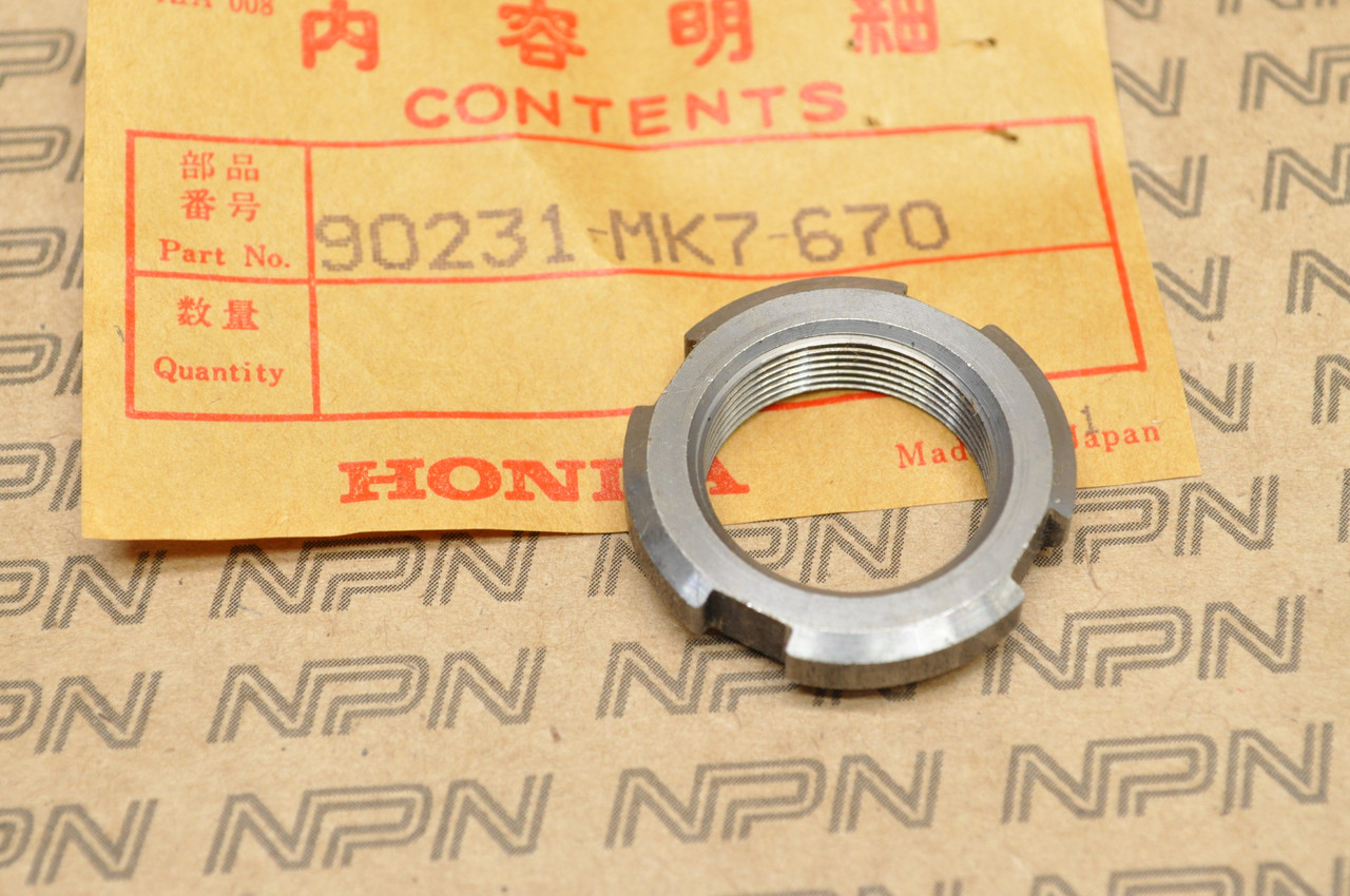 NOS Honda CB750 VF750 VFR700 VFR750 VT700 VT800 Clutch Lock Nut 90231-MK7-670