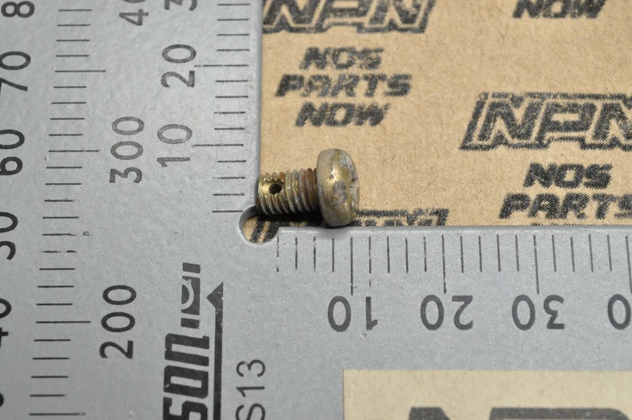 Vtg OEM Honda CB450 CB750 CT70 CL70 GL1000 XL70 Z50 Bezel Screw 33125-292-670