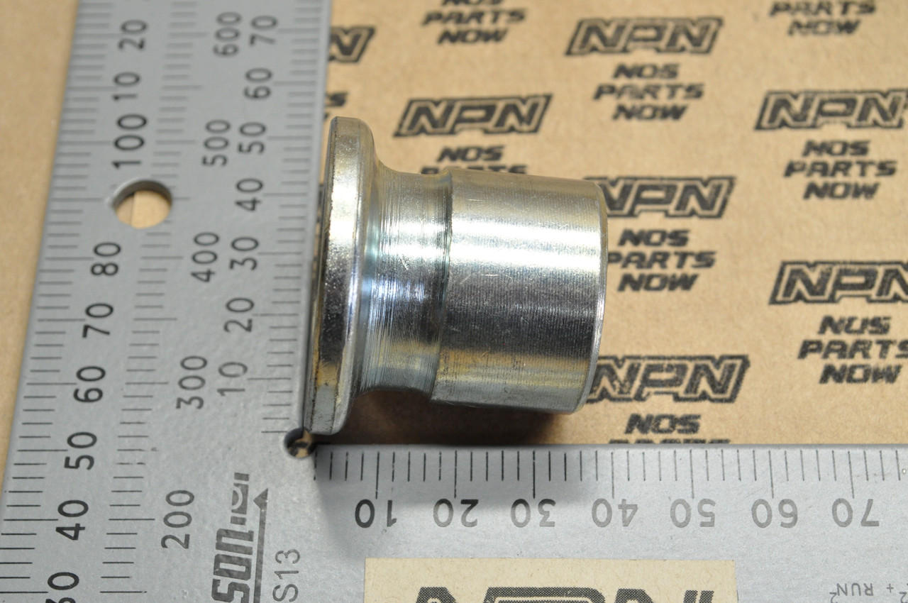 NOS Honda GL1000 Gold Wing XL250 XL350 Rear Wheel Axle Side Collar 42311-356-000