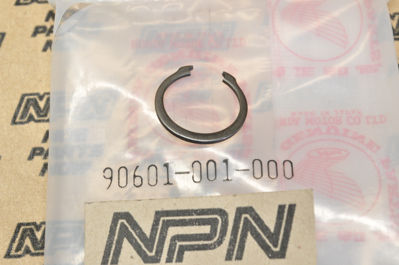 NOS Honda ATC70 C70 C100 C102 C110 CL70 CR80 XR75 Z50 Circlip 17mm 90601-001-000