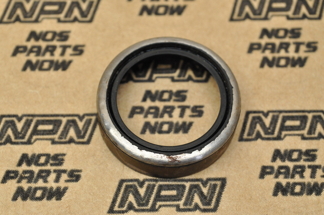 NOS Honda CA77 CB500 CB72 CB77 CL450 CL72 CL77 SS125 Oil Seal 91205-200-000