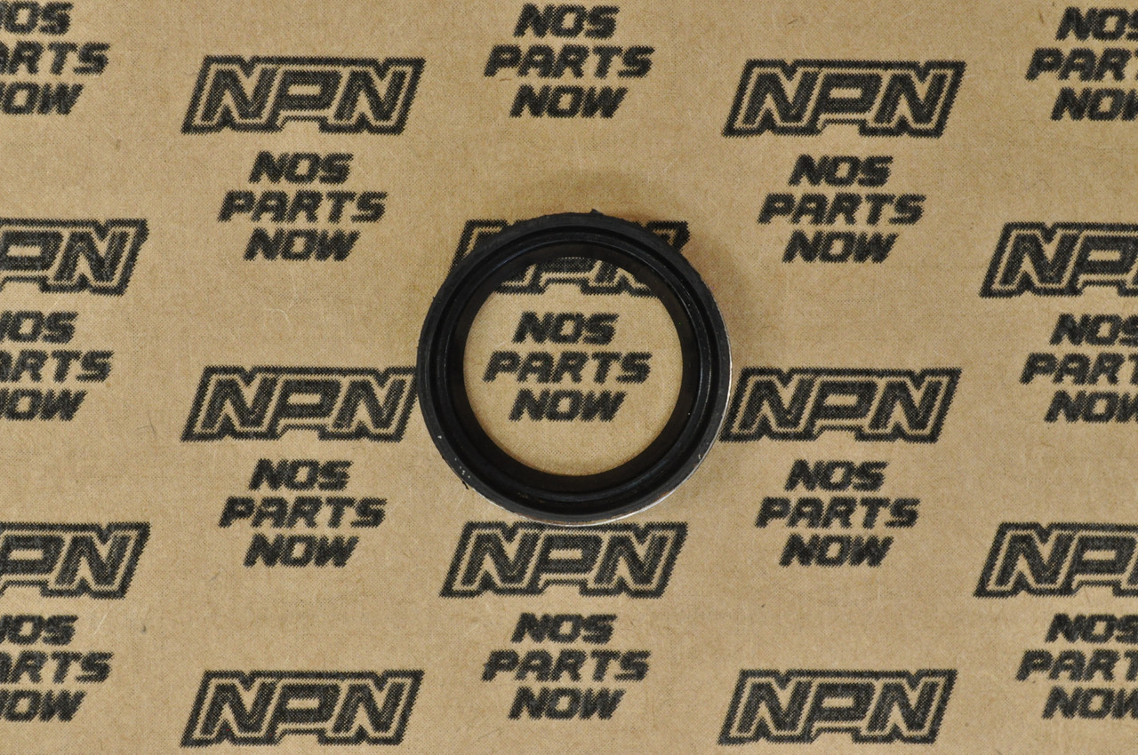 NOS Honda CA77 CB500 CB72 CB77 CL450 CL72 CL77 SS125 Oil Seal 91205-200-000