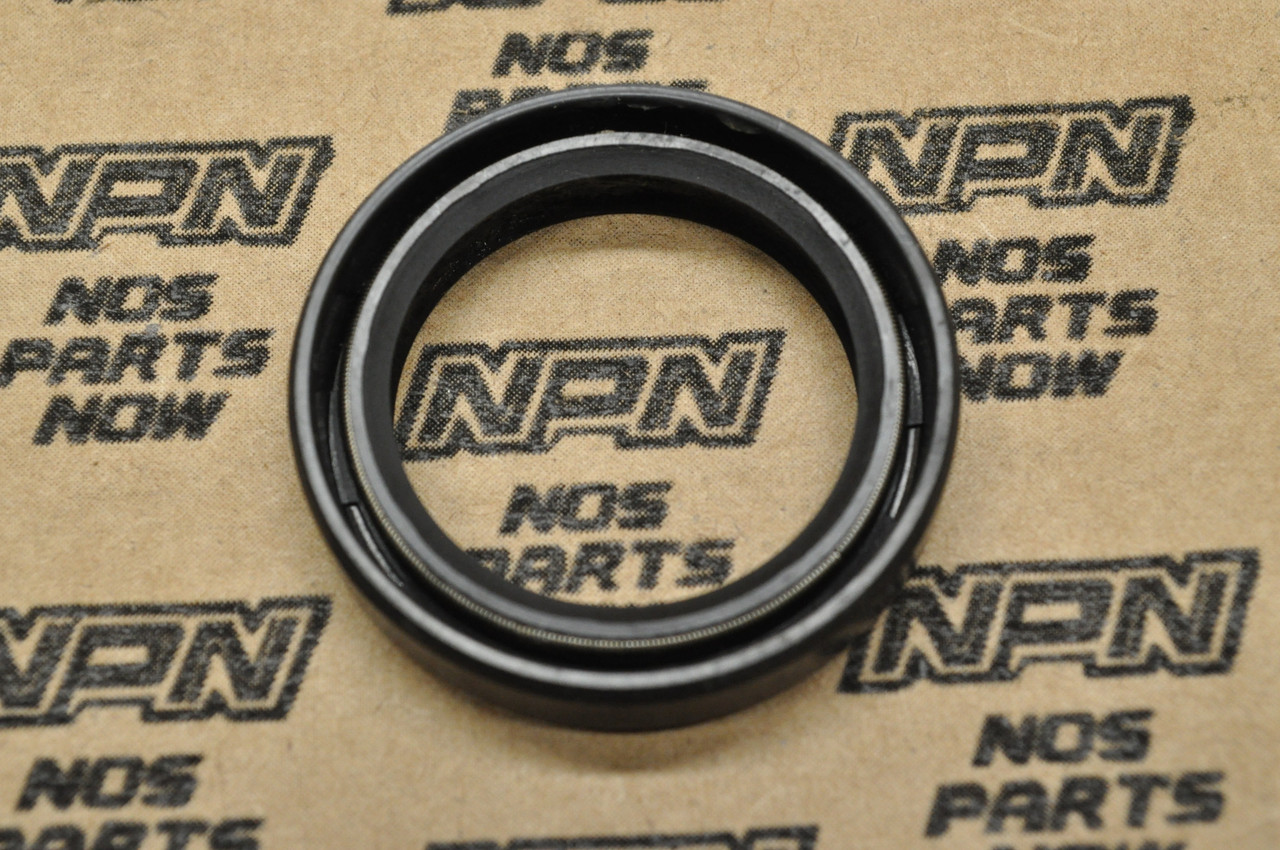NOS Honda Trail 90 CT90 K0-1979 Counter Shaft Oil Seal 27x37x7 91201-053-000