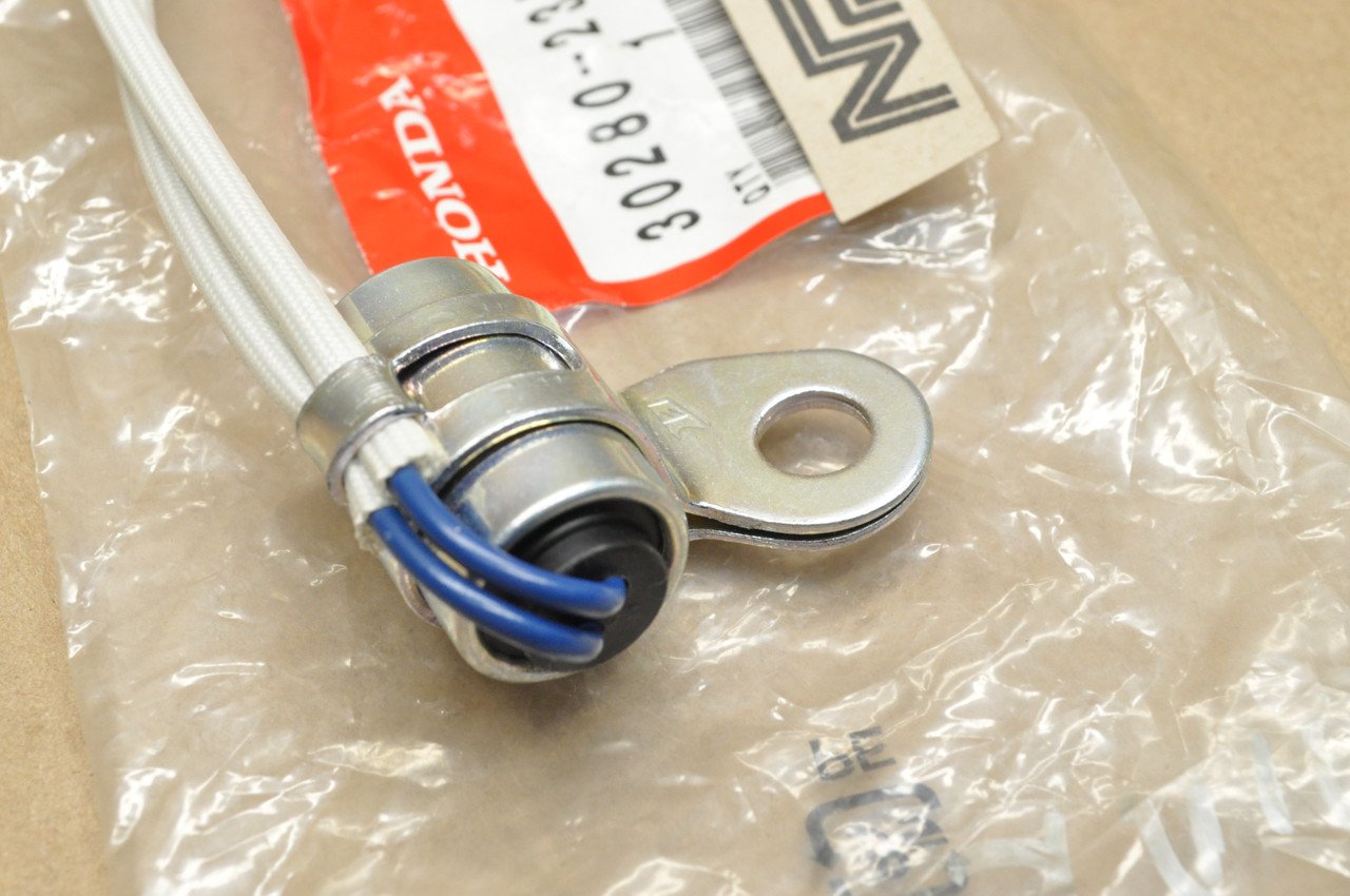 NOS Honda CA175 CB175 CB200 T CL175 CL200 SL175 Ignition Condenser 30280-237-154