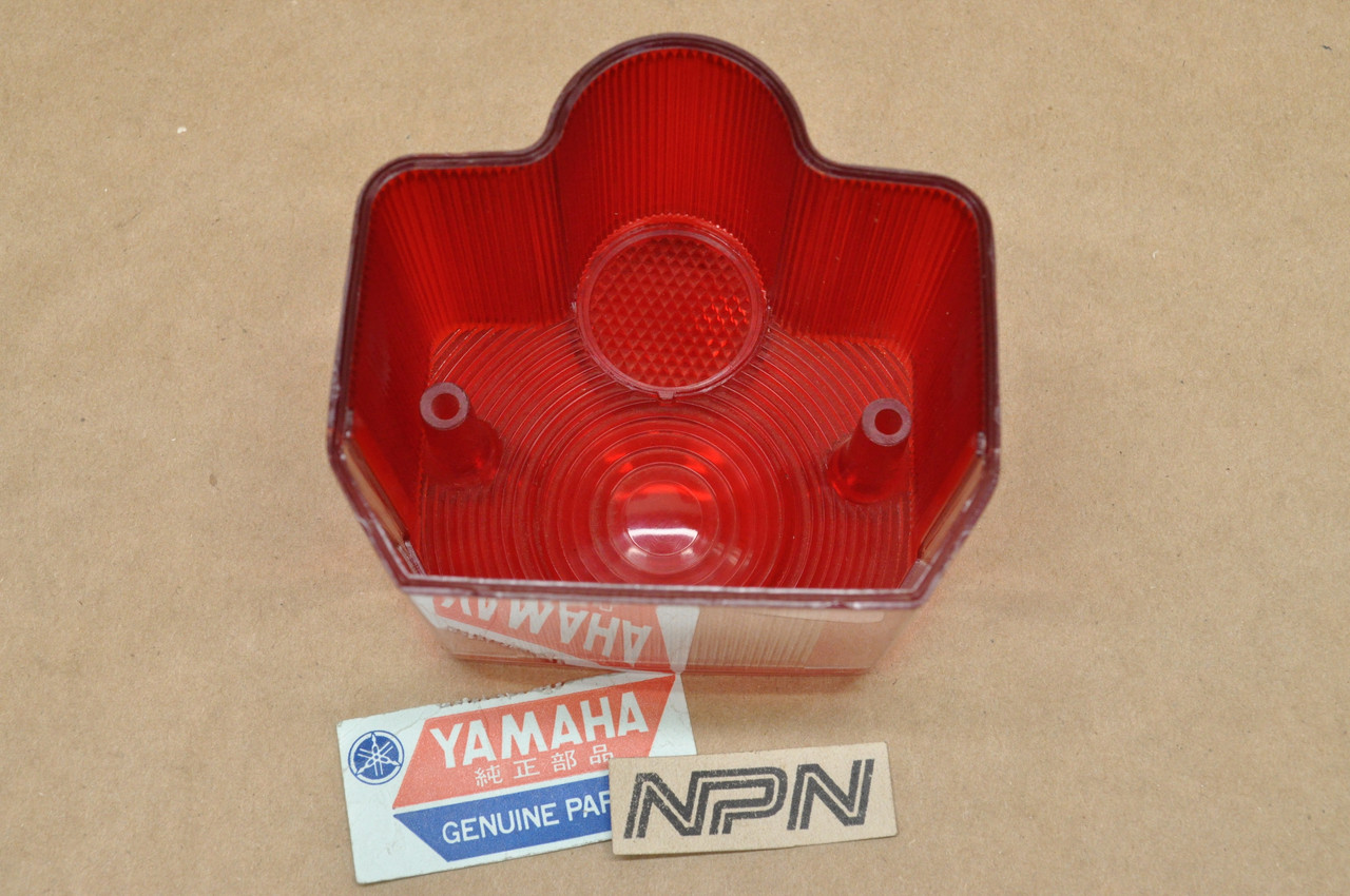 NOS Yamaha AT1 CT1 DT1 JT2 R3 RT1 U7 YL2 YR1 YR2 Tail Light Lens