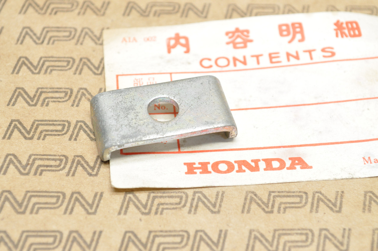 NOS Honda CL90 S90 Tool Box Setting Plate Bracket 89204-028-000