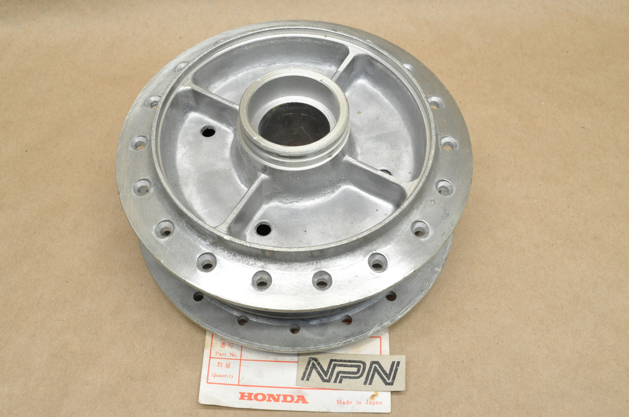 NOS Honda CL90 Rear Wheel Hub 42601-056-670