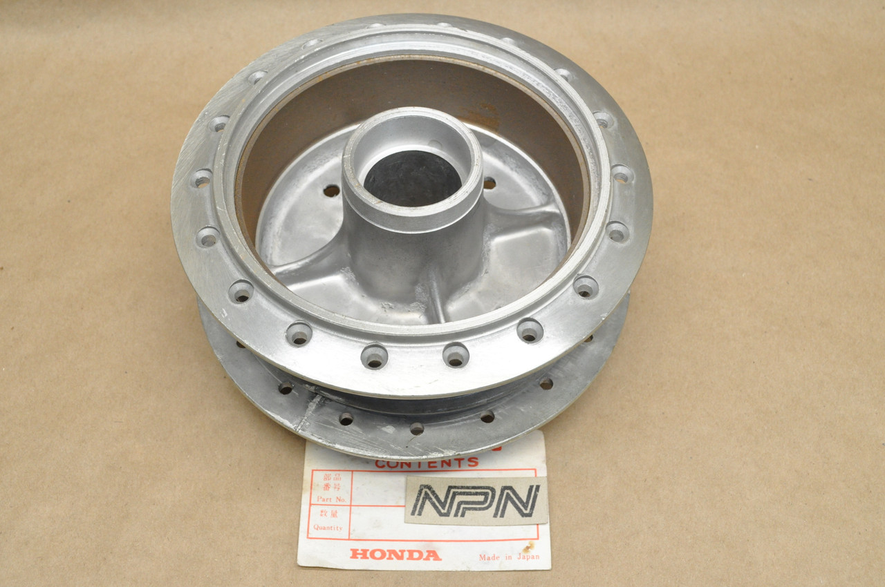 NOS Honda CL90 Rear Wheel Hub 42601-056-670