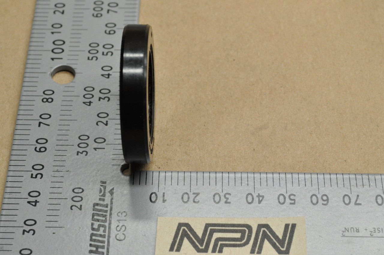 NOS Honda CB72 CB77 Rear Wheel Oil Seal 27.5x43x8 90752-268-000