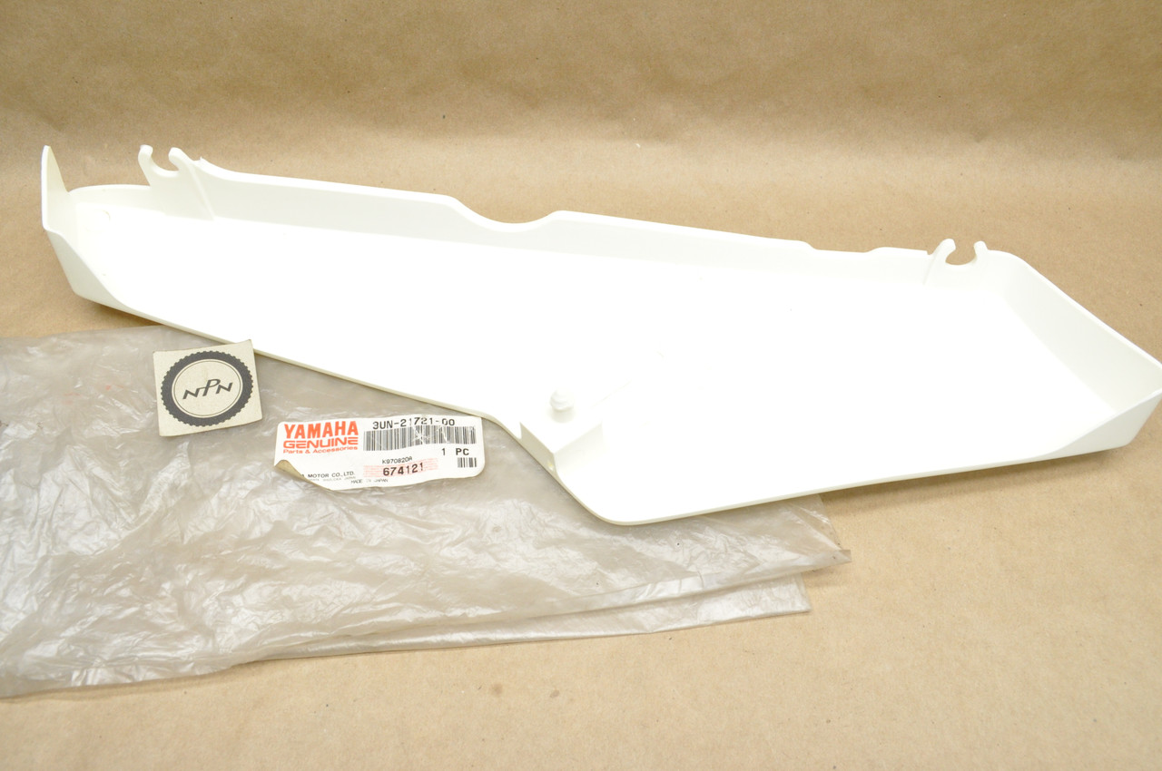 NOS Yamaha 1988 DT50 White Right Side Cover Panel #2 3UN-21721-00