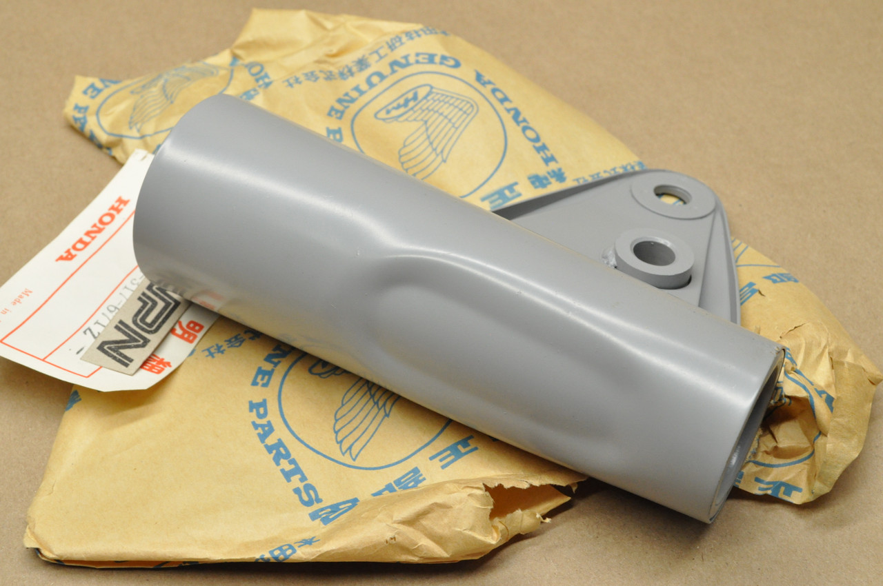 NOS Honda CB350 K3 Right Fork Ear Head Light Stay Cover Bracket 51602-317-671 Z