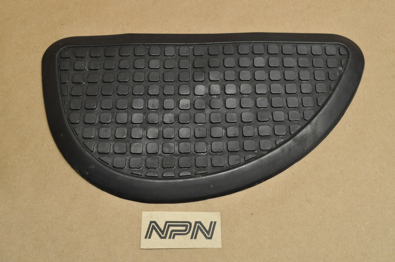 Vintage Used OEM Honda CL72 CL77 Left Gas Tank Pad Knee Rubber Grip 17662-273-000