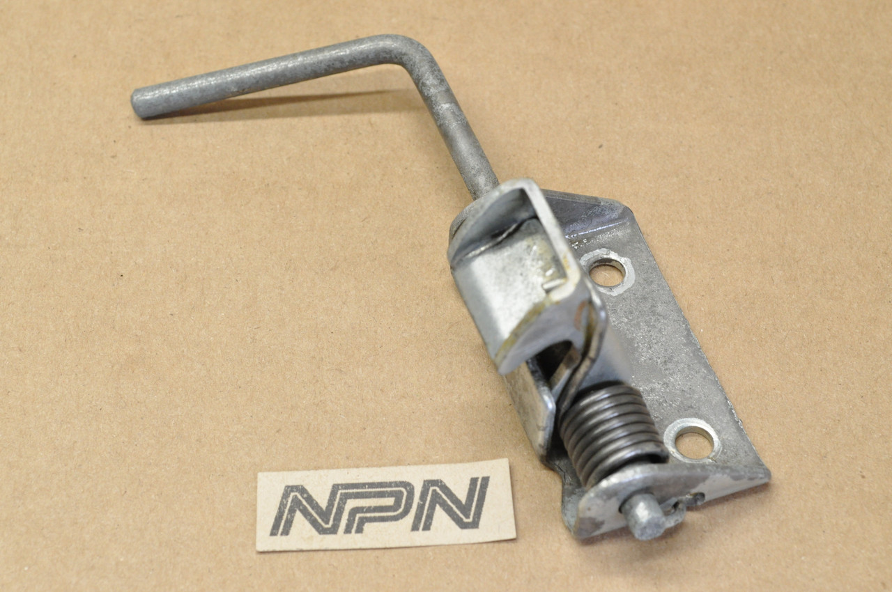 Vintage OEM Honda CT70 K0-K3 CT70H Seat Catch Latch Release Lever 77230-098-000