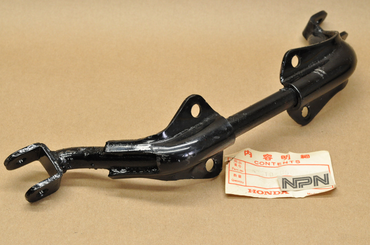 NOS Honda CL90 Foot Peg Step Rest Mount Bracket Bar 50610-056-670 B