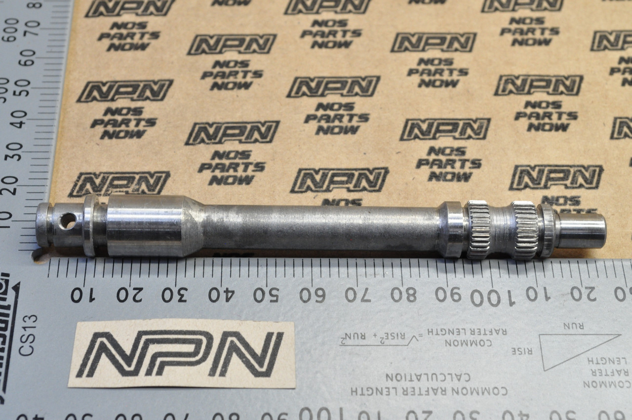 Vtg OEM Yamaha R5 RD250 RD400 TD3 TR3 TZ250 TZ350 Drive Gear Axle 278-17861-00
