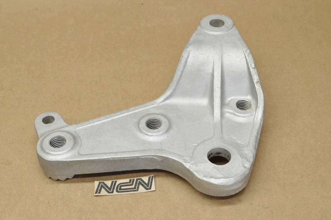 Vintage Used OEM Honda CB72 CB77 Right Foot Peg Step Mount Bracket 50651-268-010