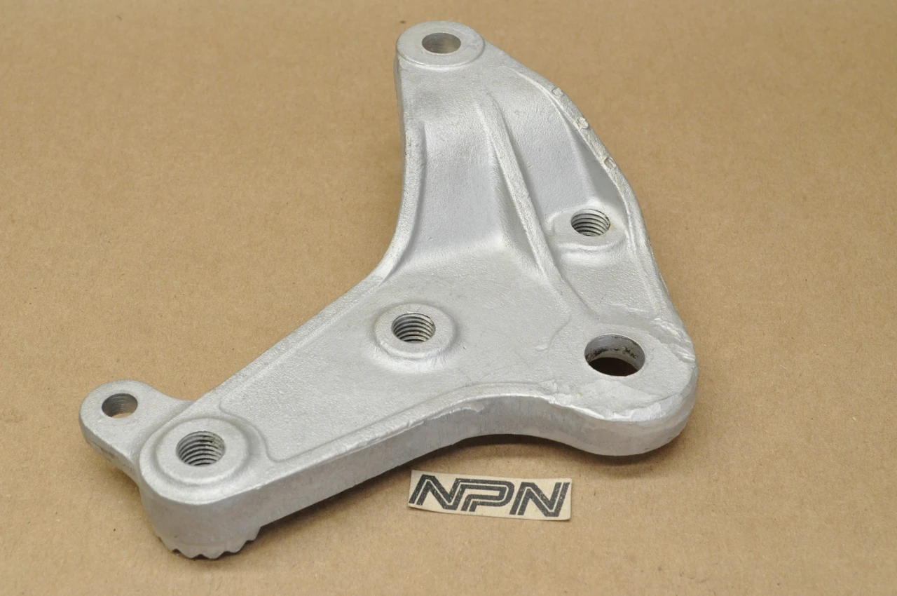 Vintage Used OEM Honda CB72 CB77 Right Foot Peg Step Mount Bracket 50651-268-010