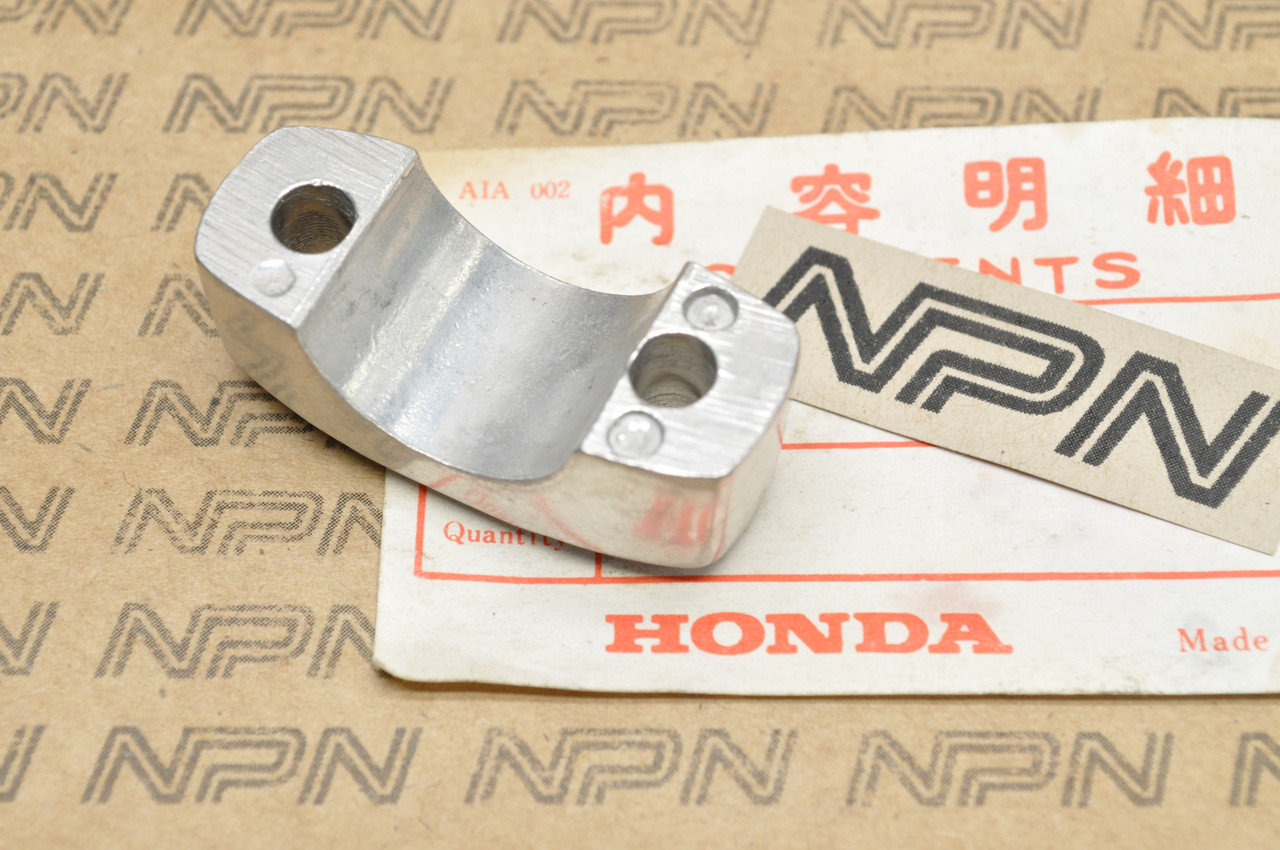 NOS Honda ATC70 CB100 CL70 CT70 CT90 S90 SL70 Bar Holder Clamp 95014-21101