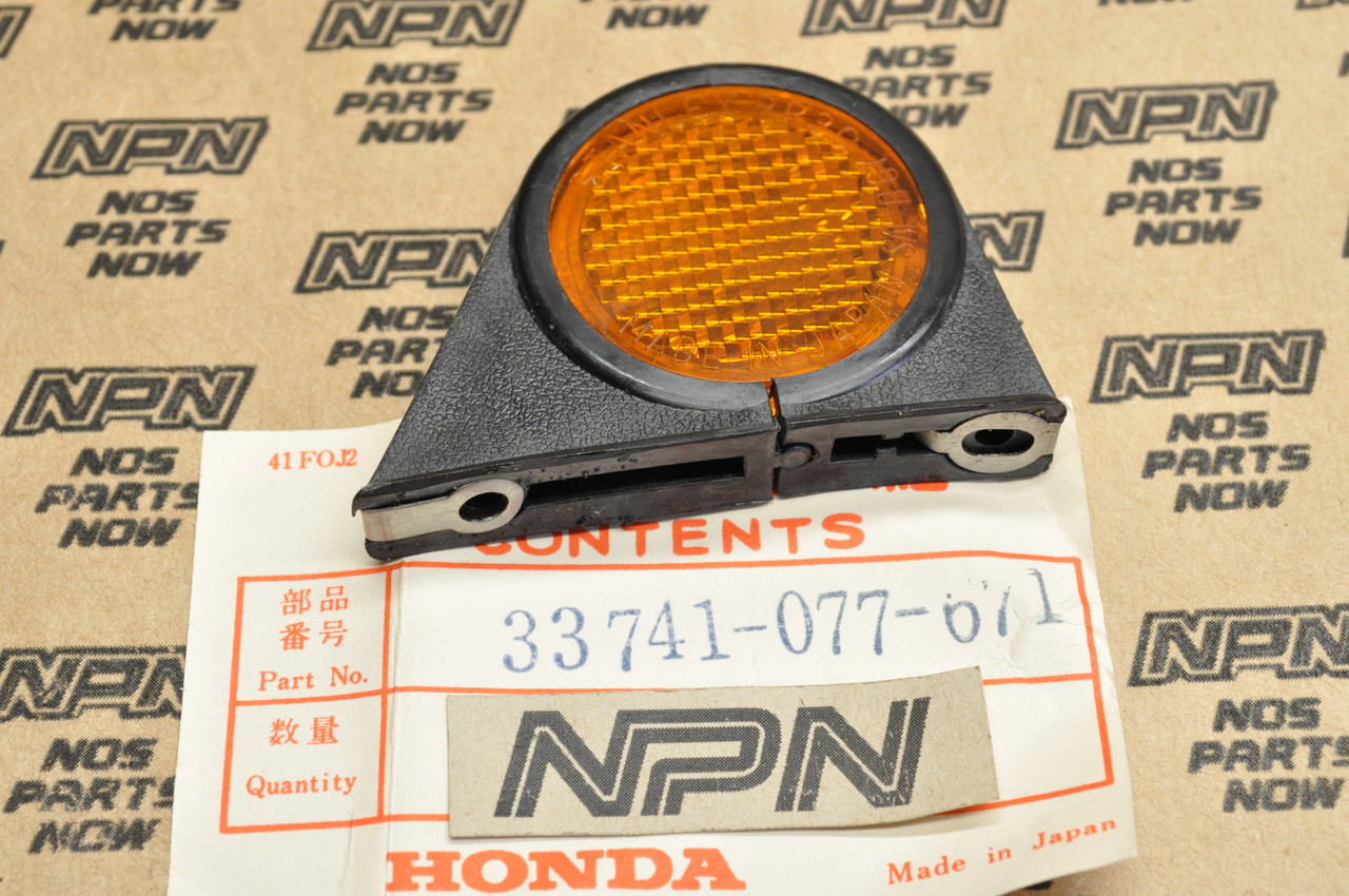 NOS Honda CB350 CL350 CL450 CL90 CT90 S90 Front Fender Reflector 33741-077-671