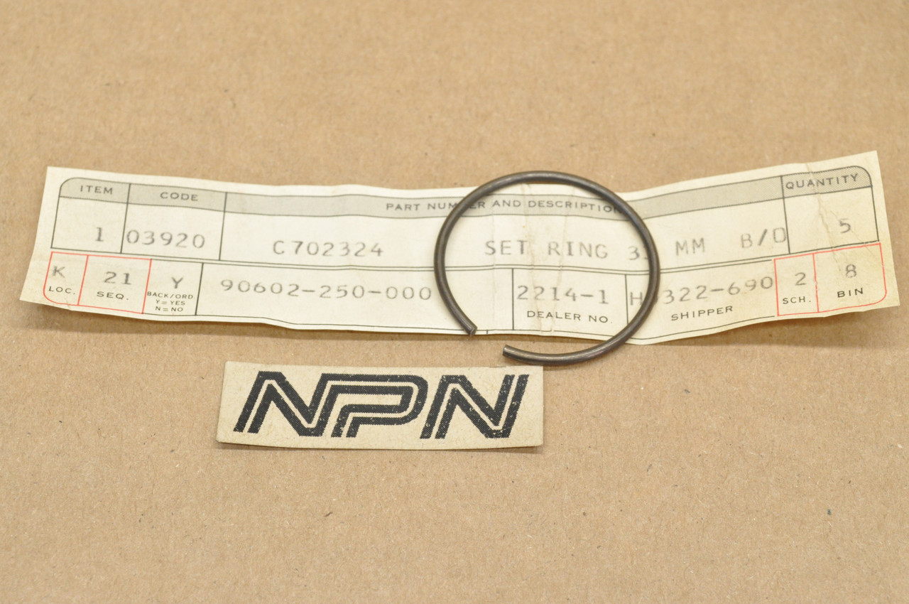 NOS Honda CA72 CA77 CB72 CB77 CL72 CL77 Transmission Circlip 90602-250-000