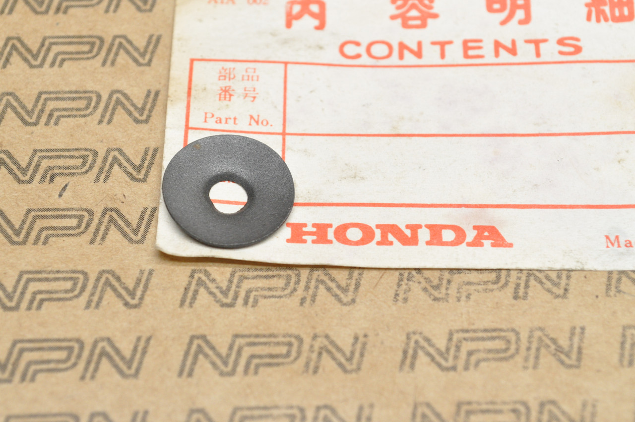 NOS Honda CB450 K0 Valve Guide Seal Cap 14791-283-010