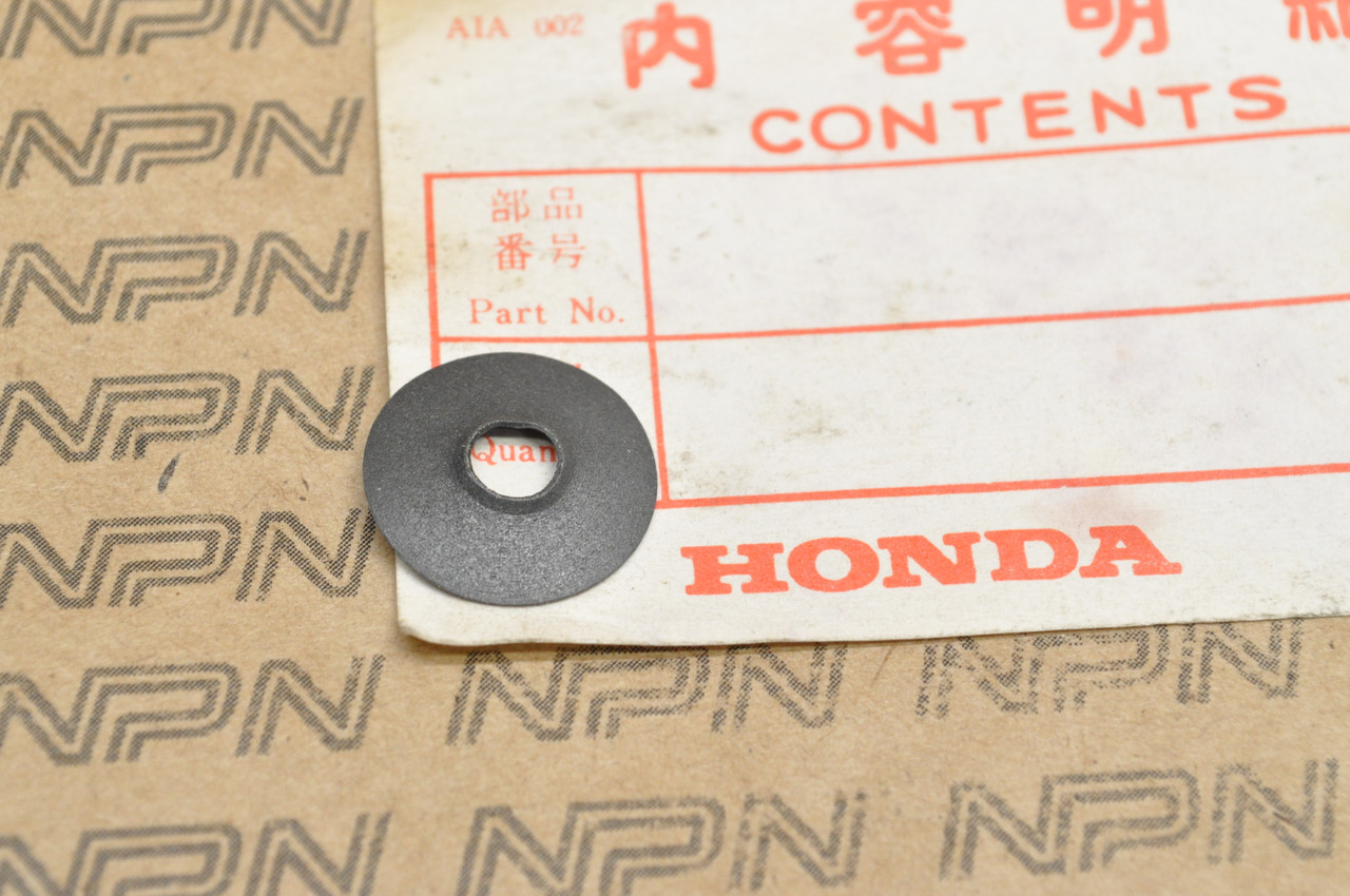 NOS Honda CB450 K0 Valve Guide Seal Cap 14791-283-010