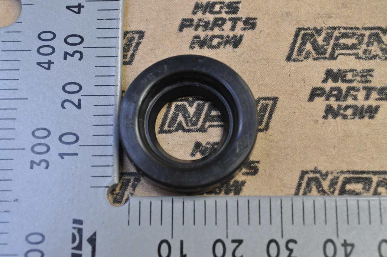 NOS Honda CB750 CT90 CX500 GL500 S90 SL90 ST90 Kick Start Oil Seal 91203-023-020