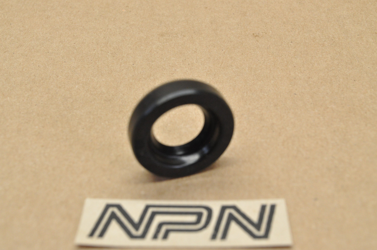 NOS Honda CB750 CT90 CX500 GL500 S90 SL90 ST90 Kick Start Oil Seal 91203-023-020