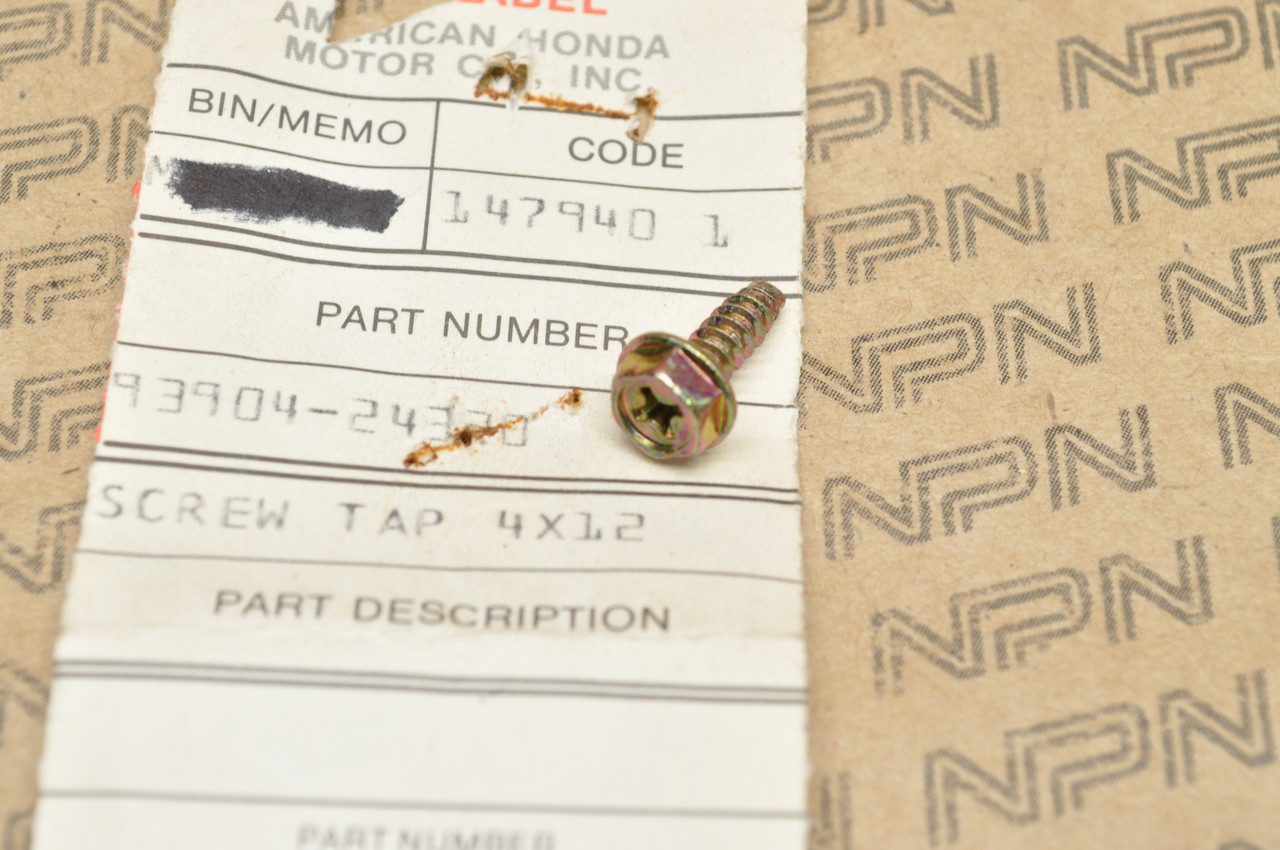 NOS Honda 1983-84 NH80 Aero Side Grip Cover Tapping Screw 4x12 93904-24320