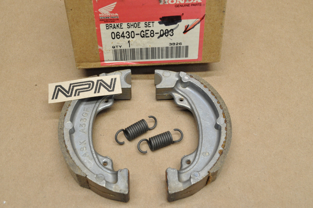 NOS Honda NA50 NB50 NC50 NX50 SA50 SE50 Hub Brake Shoe Kit Set 06430-GE8-003