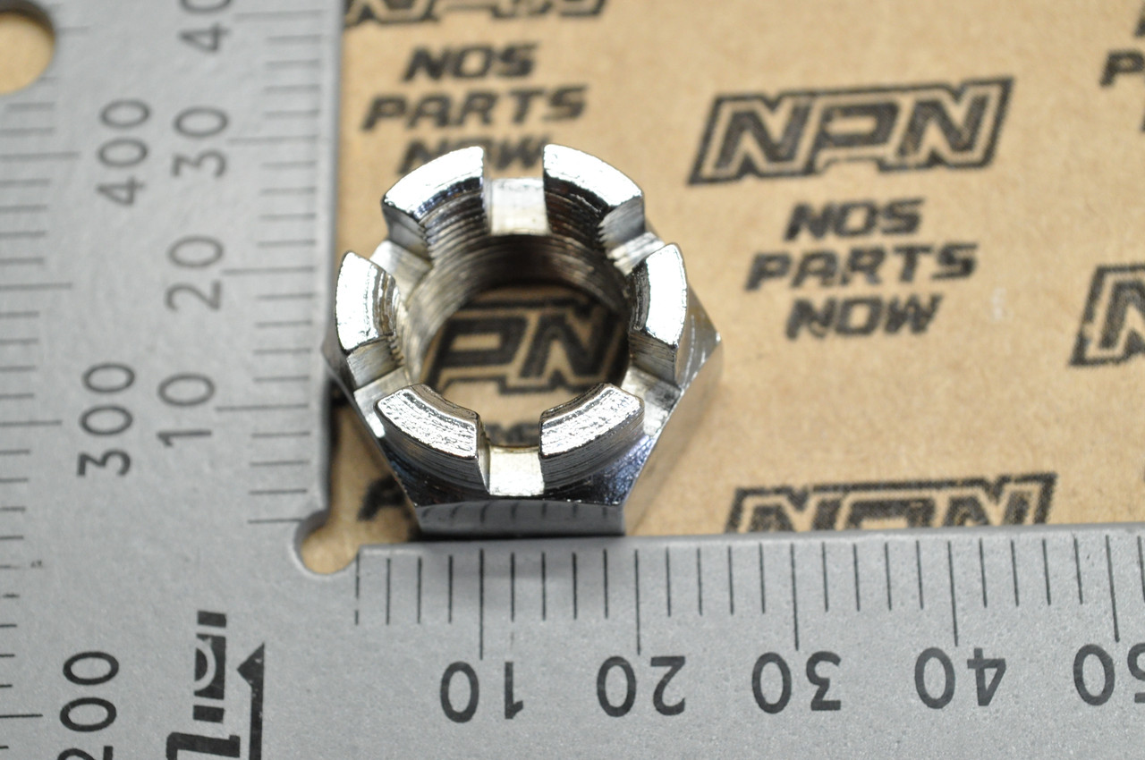 NOS Honda CB160 CL160 CL77 Rear Wheel Axle Castle Nut 90306-273-000