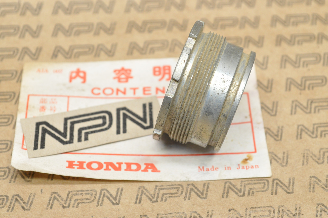 NOS Honda CR250 M Rear Shock Absorber Oil Seal Stopper Seat 52412-381-003