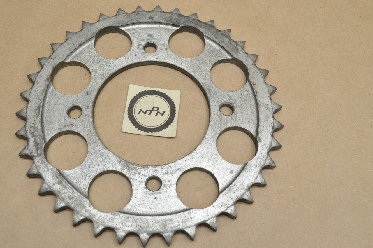 NOS Honda CL72 CL77 Early Rear Chain Drive Sprocket 38T 4120127800