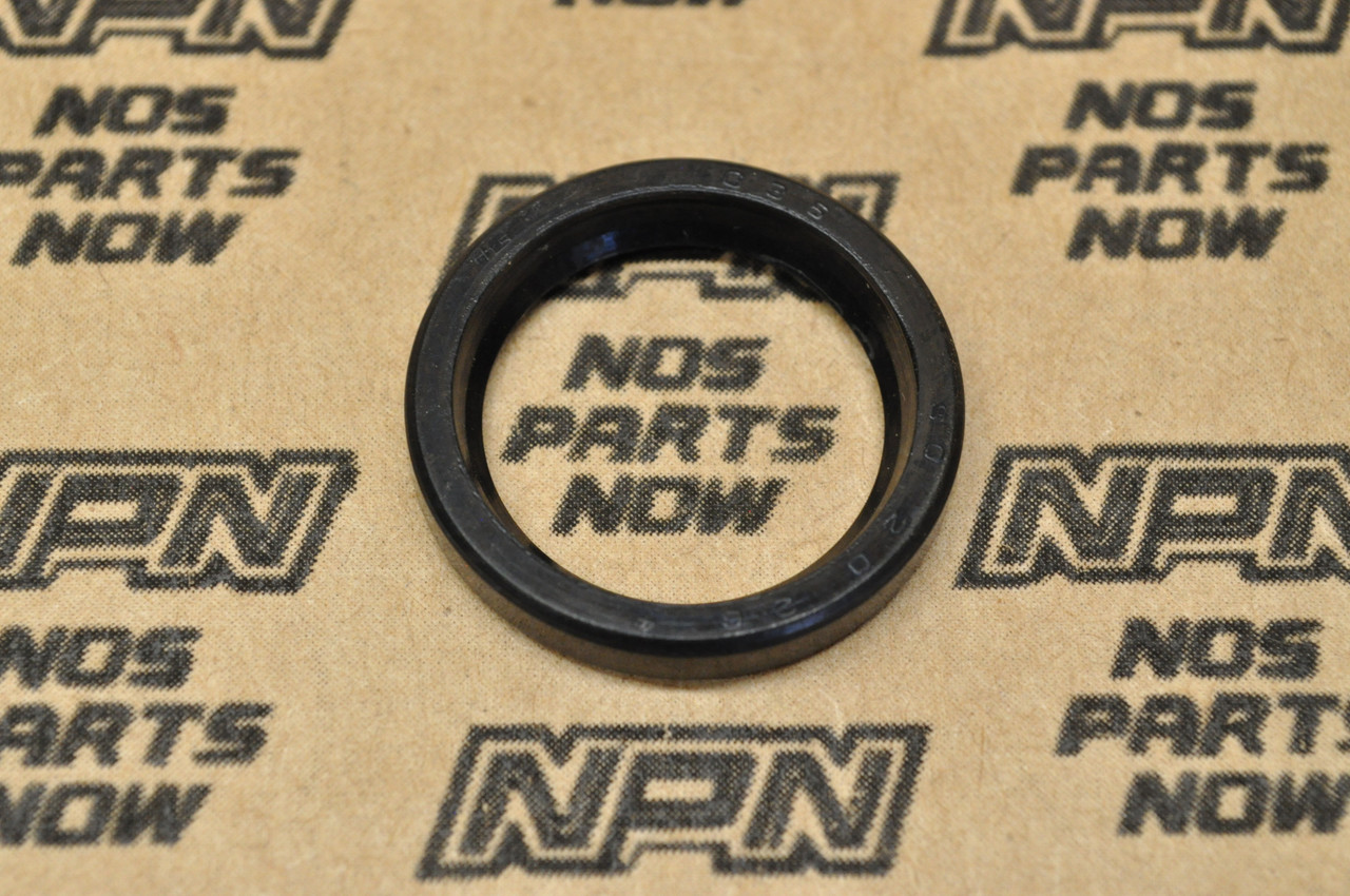NOS Honda CA160 CA175 CB160 CB175 Starter Sprocket Oil Seal 91205-216-000