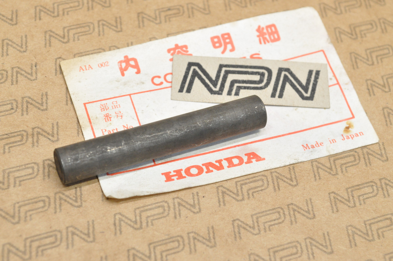 NOS Honda CB200 CB200T CL200 Valve Rocker Arm Shaft 14451-354-000