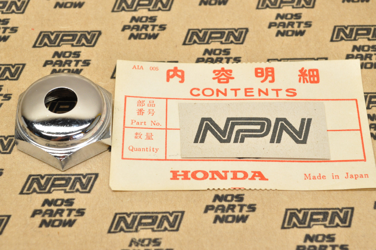 NOS Honda ATC200 ATC250 XL250 XL500 XR250 XR500 Stem Head Nut 90304-428-000