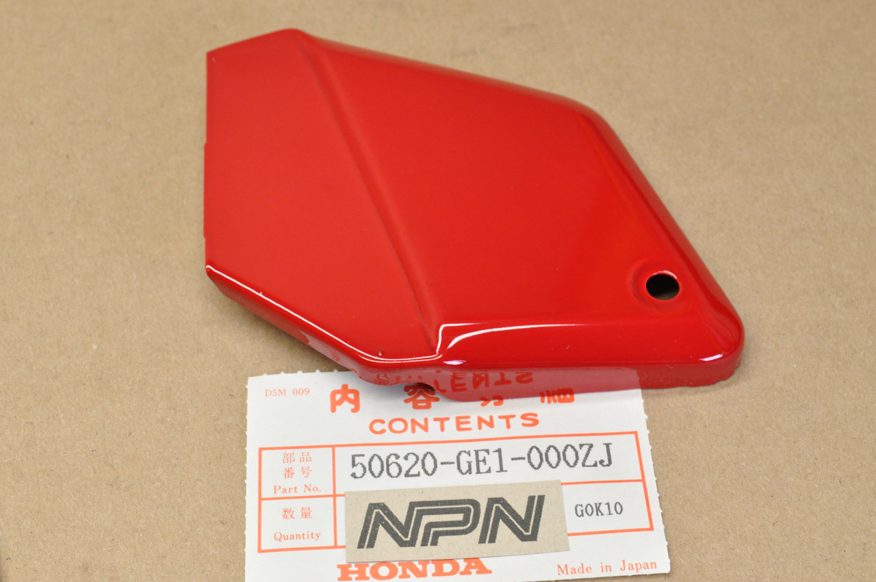 NOS Honda 1985-88 CH80 Elite Left Foot Peg Rest Step Pillion Cover 50620-GE1-000 ZJ