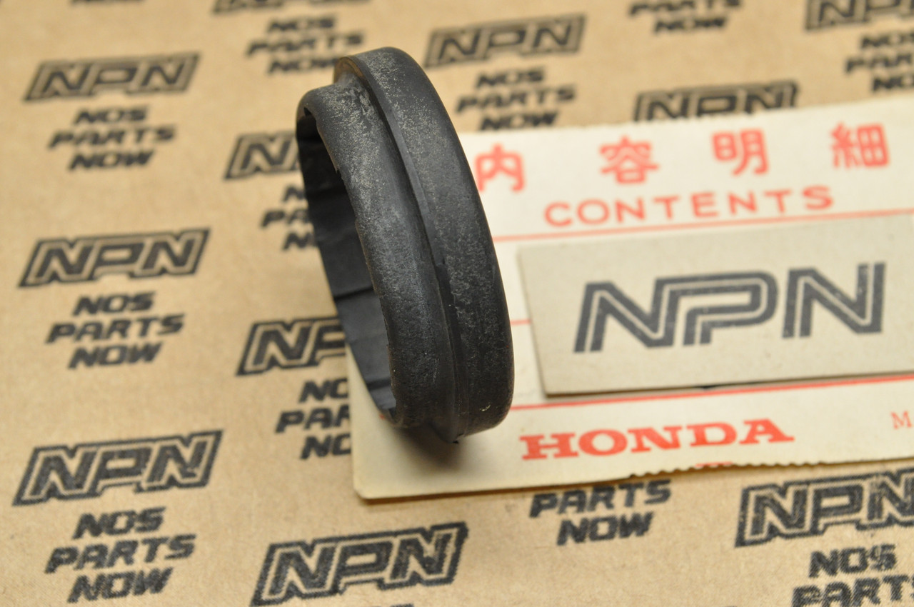 NOS Honda SL350 K1 Head Light Mount Rubber Cushion 61315-312-000