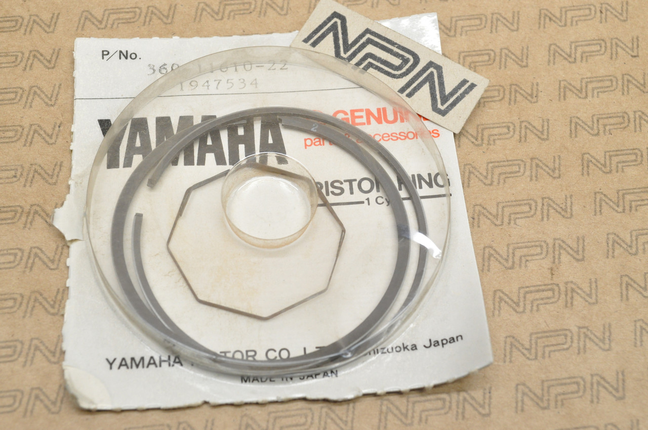 NOS Yamaha 1970-72 R5 1973-75 RD350 Standard Size Piston Ring Set 360-11610-22