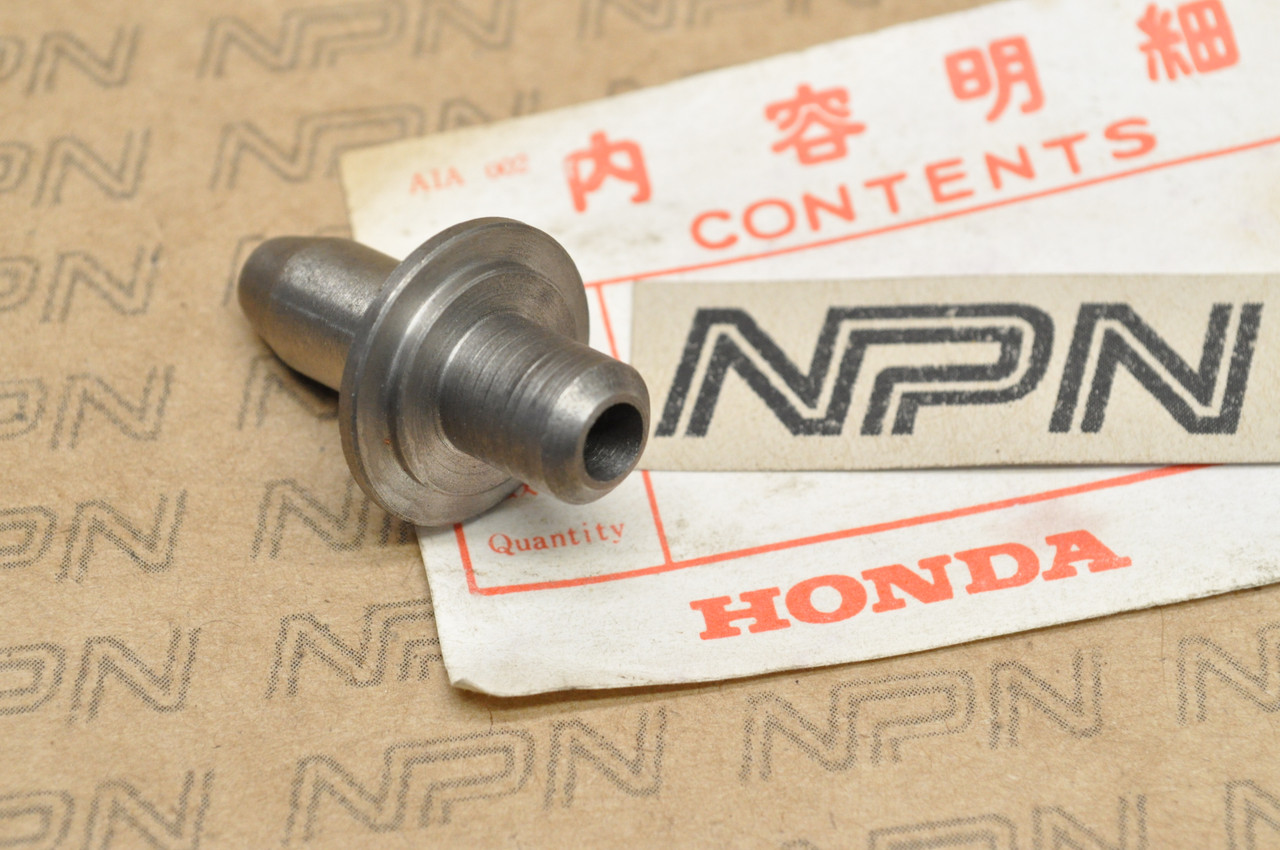 NOS Honda ATC70 C70 CL70 CT70 S65 SL70 XL70 Z50 Valve Guide 12021-035-811