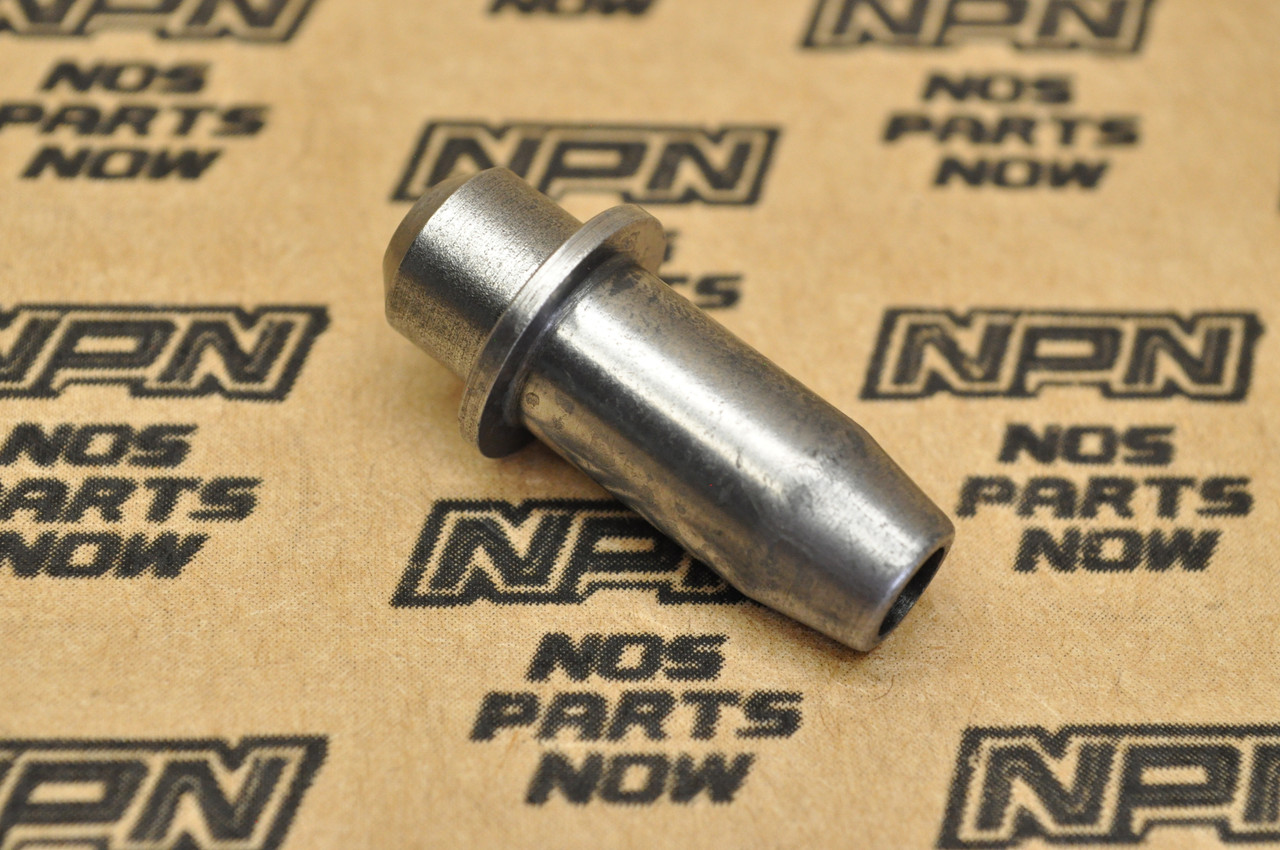 NOS Honda C110 CA110 Intake Valve Guide 12021-011-300