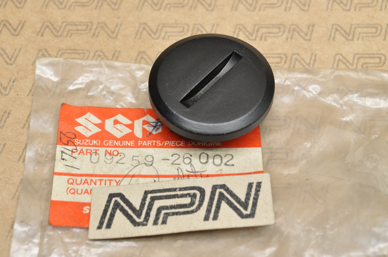 NOS Suzuki DR100 DR125 DR200 GV1200 SP125 Crank Case Cover Plug 09259-26002