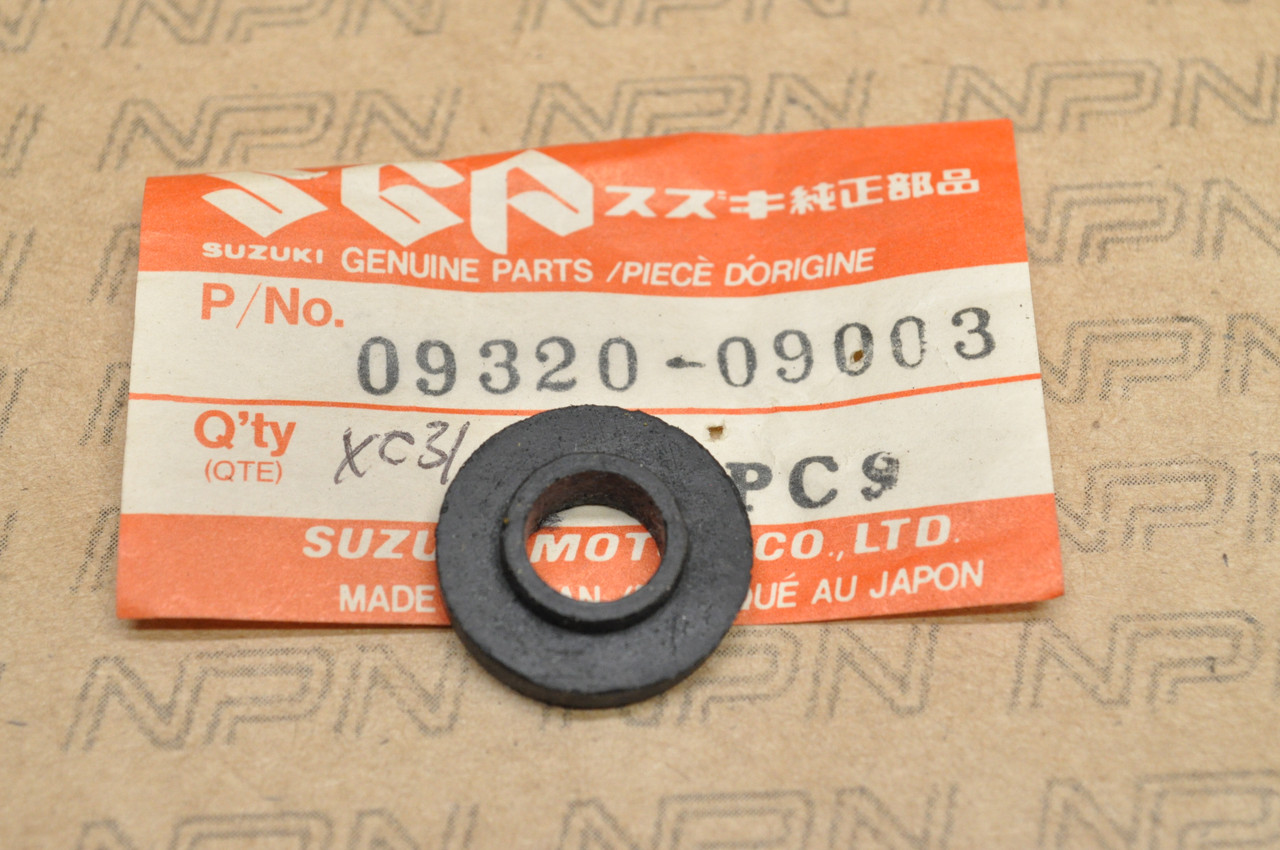 NOS Suzuki DS185 GS750 GS850 RM250 RM80 TM250 TS250 Cushion 09320-09003