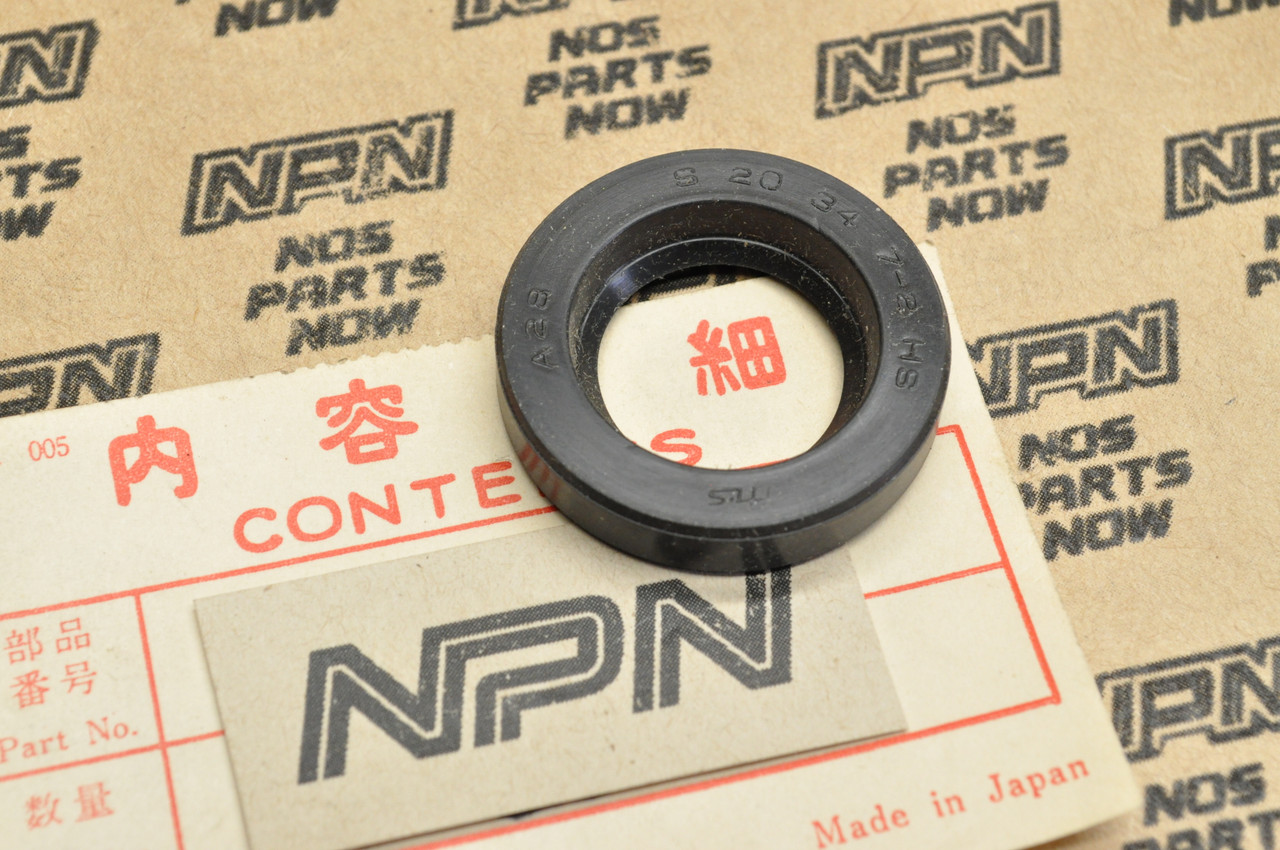 NOS Honda ATC200 CB125 CL90 CT90 SL125 SL90 ST90 XL200 Oil Seal 91201-030-033