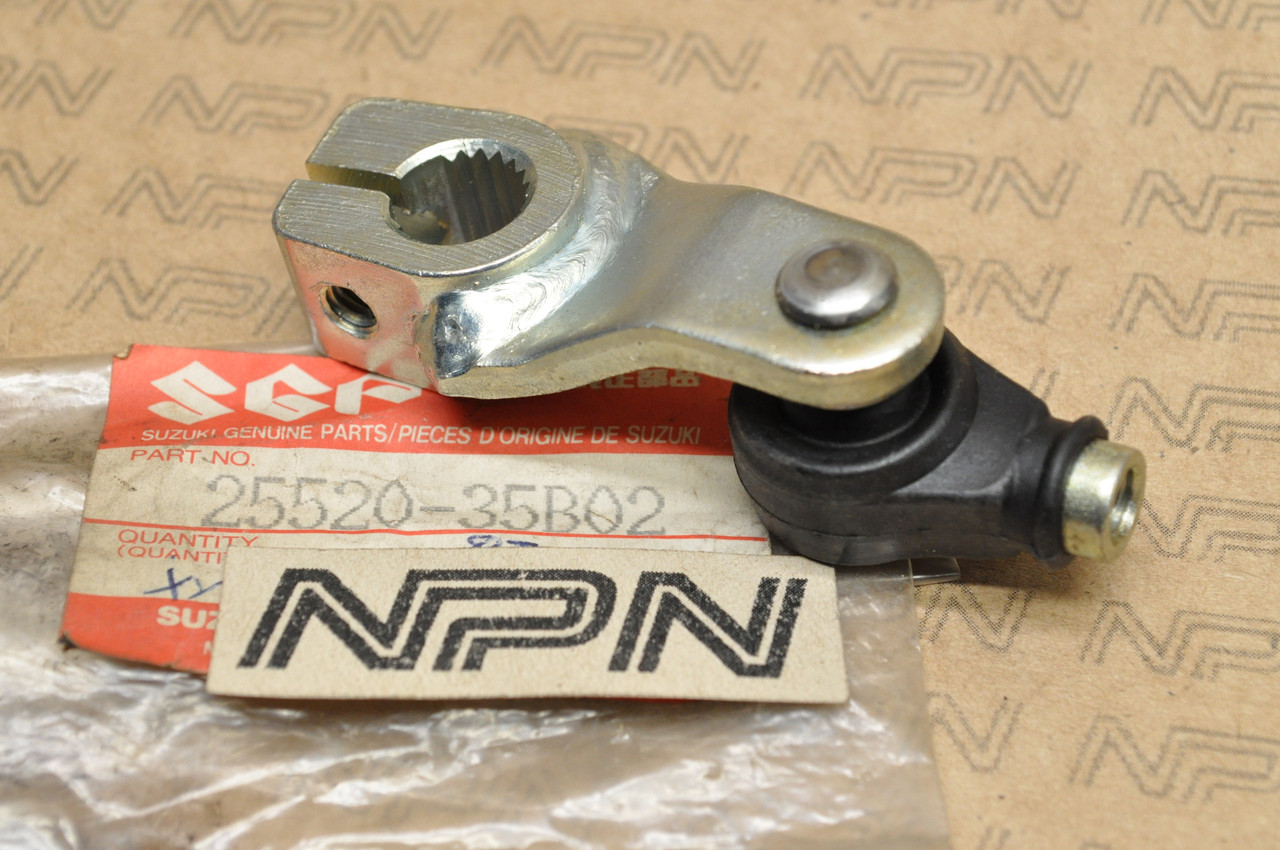 NOS Suzuki 1987-93 LT230 E Quad Runner Gear Shift Link Arm 25520-35B02