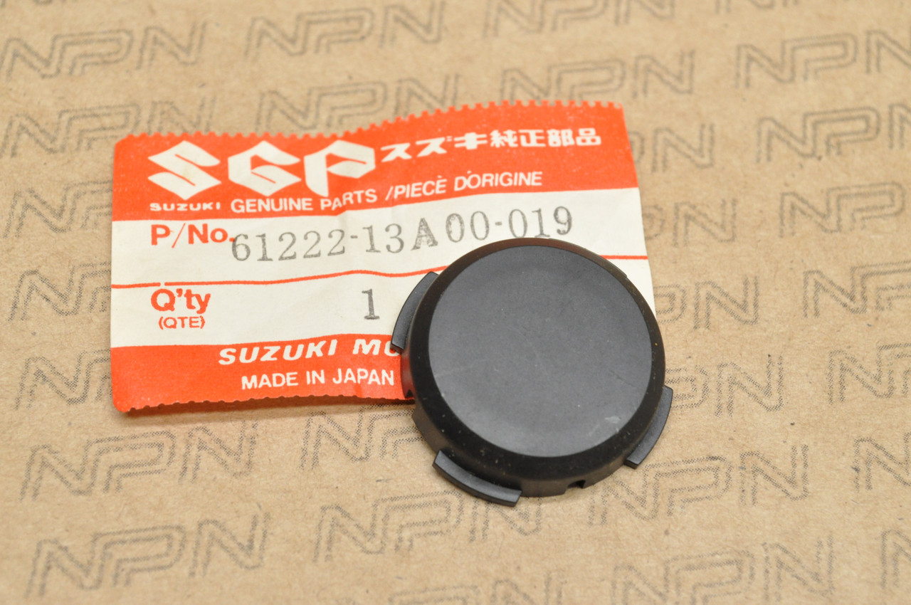 NOS Suzuki 1985-93 LT230 Rear Swingarm Black Cap 61222-13A00-019