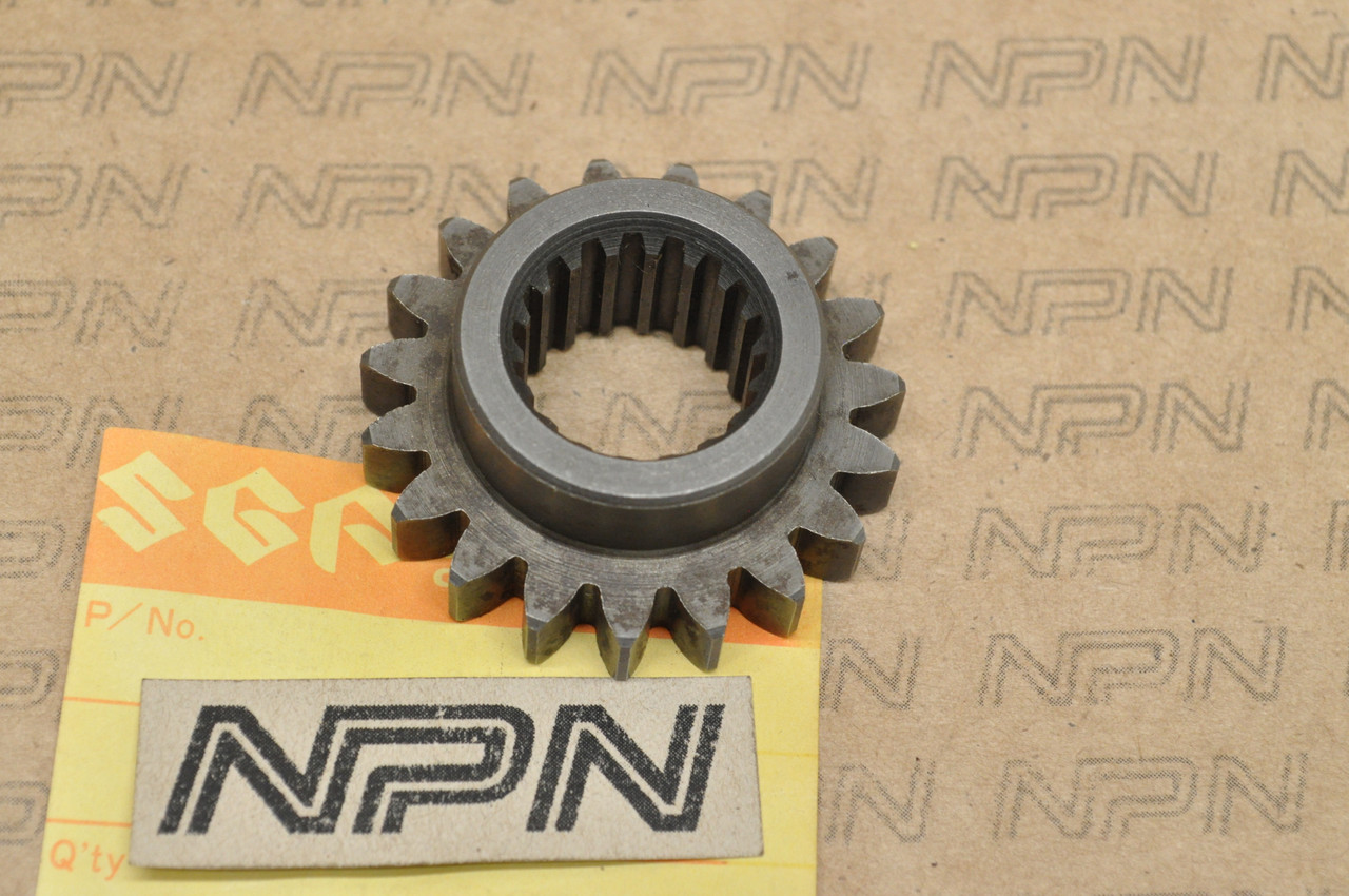 NOS Suzuki 1981-88 RM125 Primary Drive Gear 19T 21111-40202